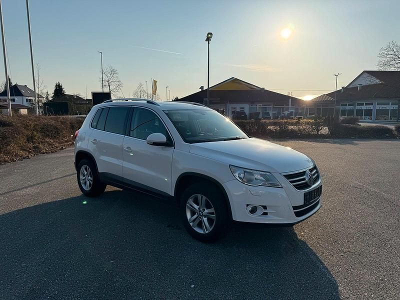 Gebraucht VW Tiguan 140 PS (102 kW) 2011 Weiß SUV