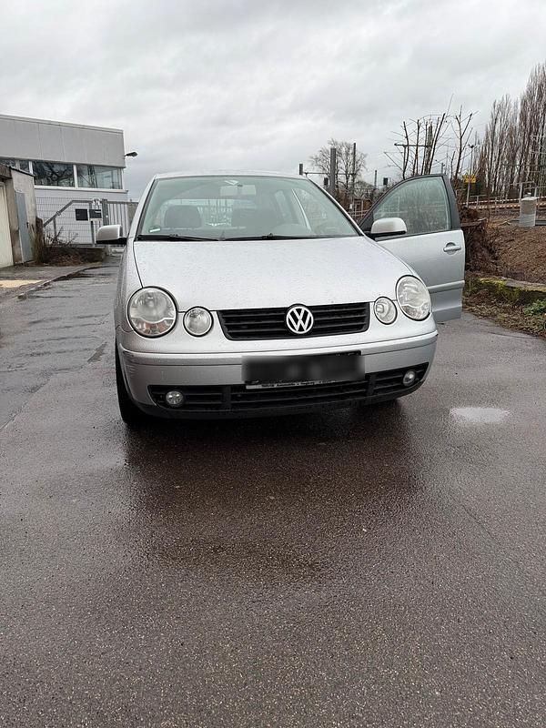 Gebraucht VW Polo 75 PS (55 kW) 2003 Grau Kleinwagen