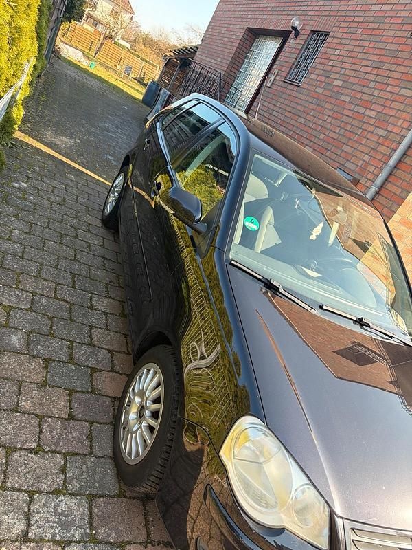 Gebraucht VW Polo 80 PS (58 kW) 2006 Schwarz Kleinwagen