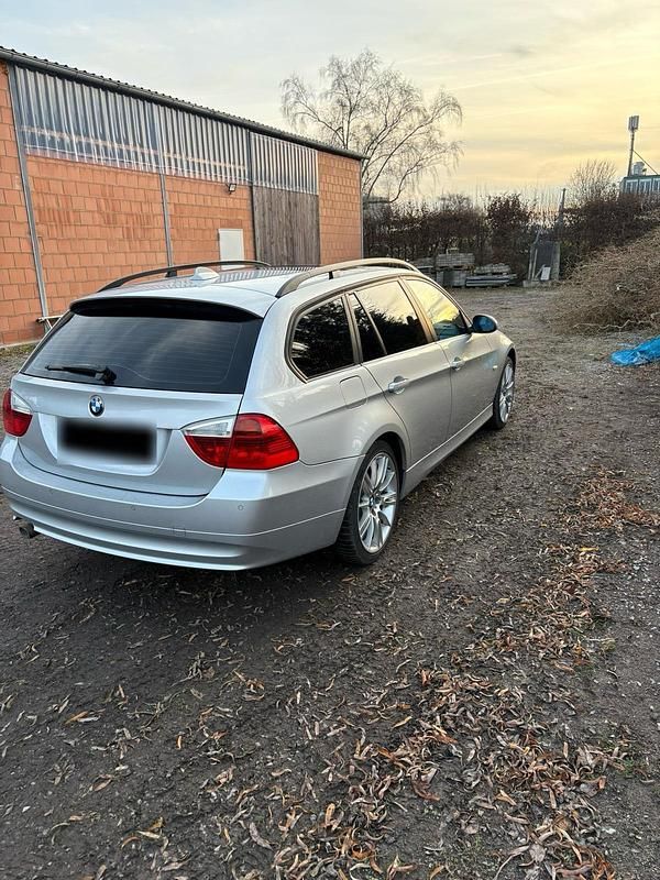 Gebraucht BMW 320 M Performance 163 PS (119 kW) 2005 Silber Kombi