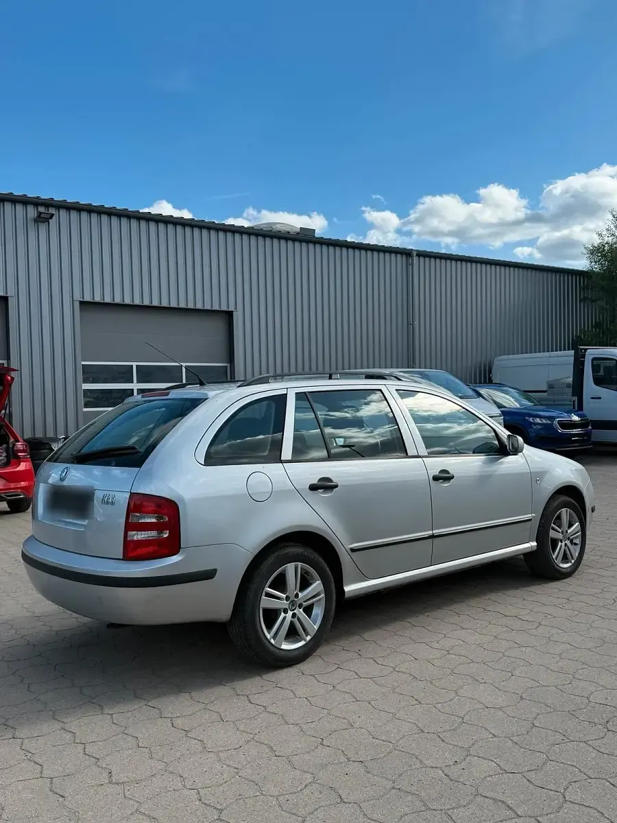 Gebraucht Skoda Fabia 64 PS (47 kW) 2004 Silber Kombi