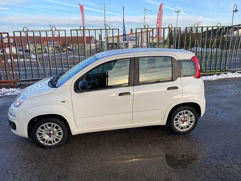 Gebraucht Fiat Panda Easy 69 PS (50 kW) 2020 Weiß Kleinwagen