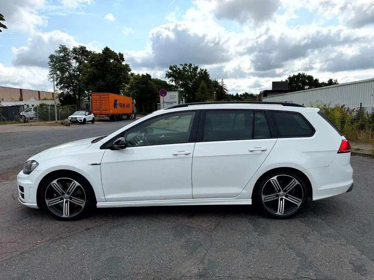 Gebraucht VW Golf VII R 300 PS (220 kW) 2016 Weiß Kombi