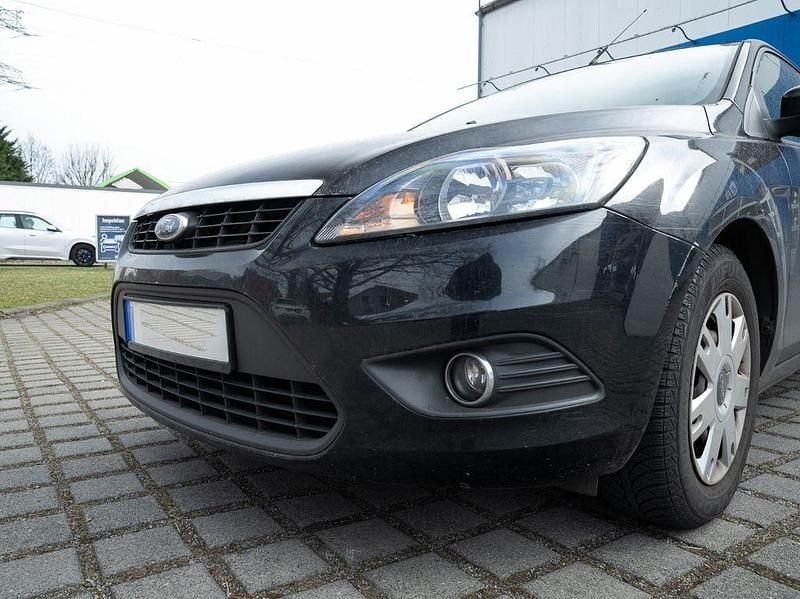 Gebraucht Ford Focus 101 PS (74 kW) 2009 Schwarz Limousine