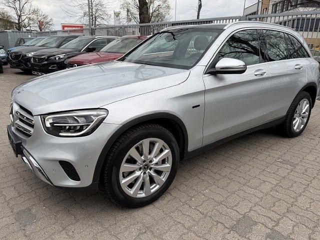 Gebraucht Mercedes GLC300e 320 PS (235 kW) 2020 Silber SUV