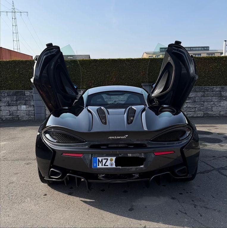 Gebraucht McLaren 570S 570 PS (419 kW) 2020 Schwarz Coupé