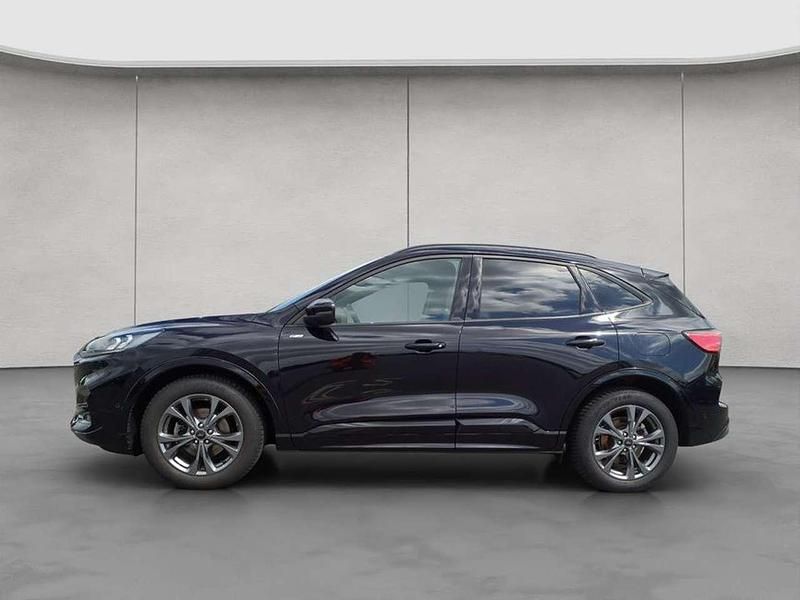 Gebraucht Ford Kuga ST-Line X 151 PS (111 kW) 2023 Agate black metallic SUV