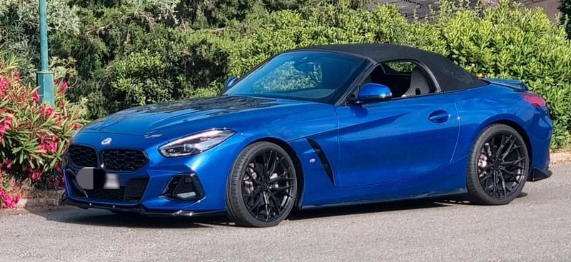 Gebraucht BMW Z4 Performance 200 PS (147 kW) 2023 Blau Cabrio