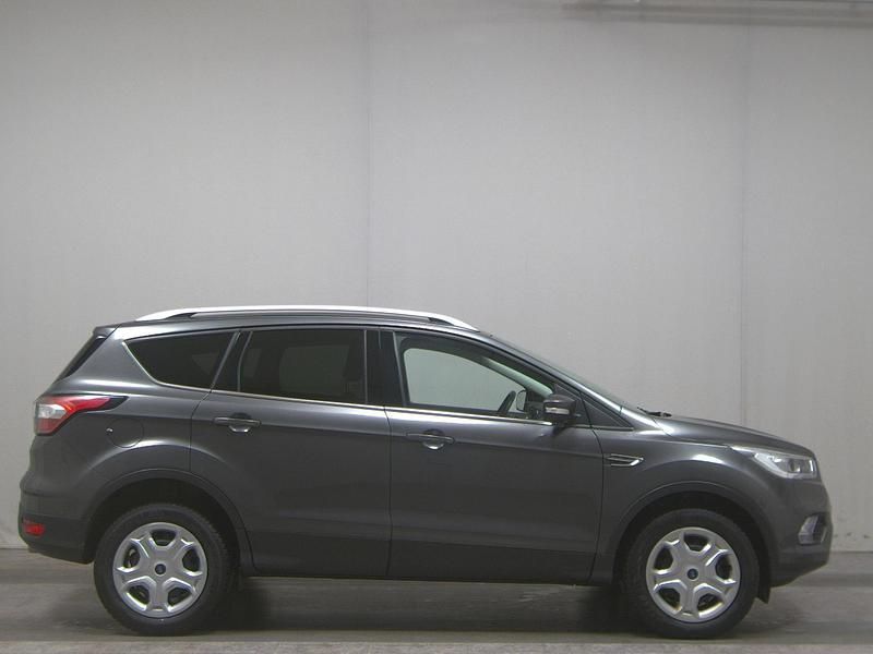 Grau Gebraucht 2019 Ford Kuga Cool & Connect SUV | 14.380 € (Superpreis) - Bild 1/4