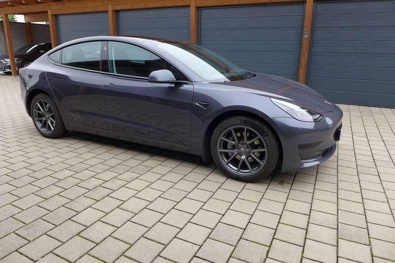 Gebraucht Tesla Model 3 Standard Range Plus 211 kW (287 PS) 2022 Grau Limousine