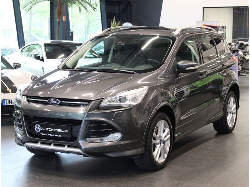 Grau Gebraucht 2015 Ford Kuga Individual SUV | 10.890 € (Guter Preis) - Bild 1/4