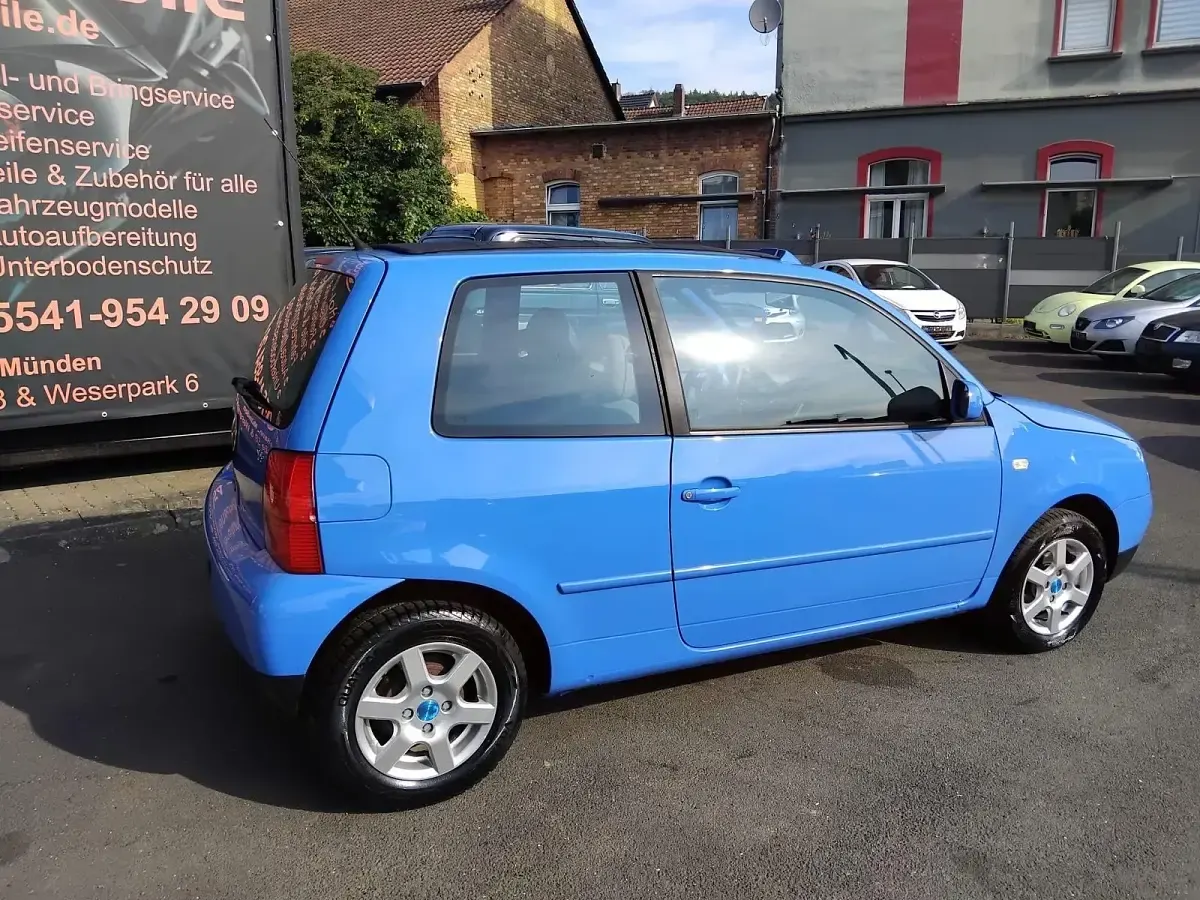 Gebraucht VW Lupo 75 PS (55 kW) 1999 Blau Kleinwagen