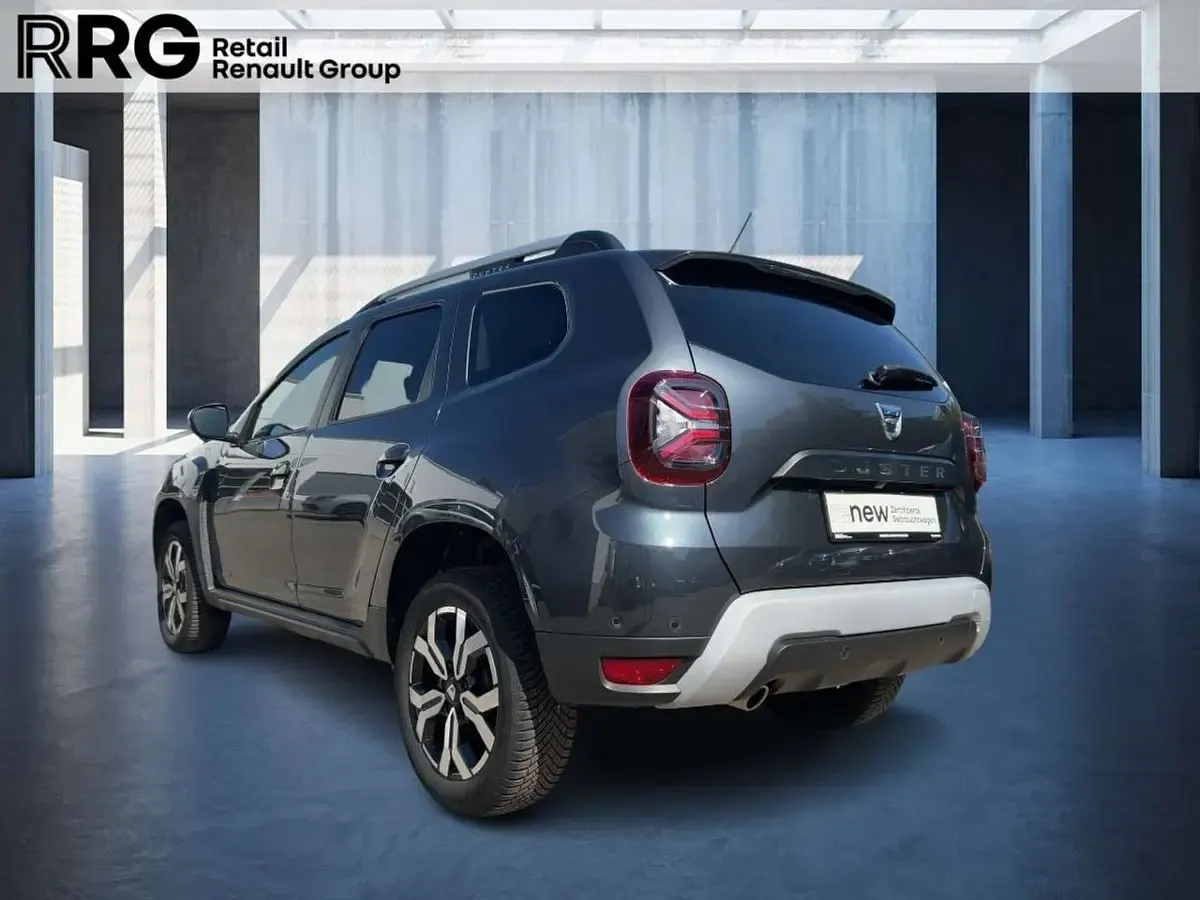 Używany Dacia Duster Prestige 150 KM (110 kW) 2022 Szary SUV