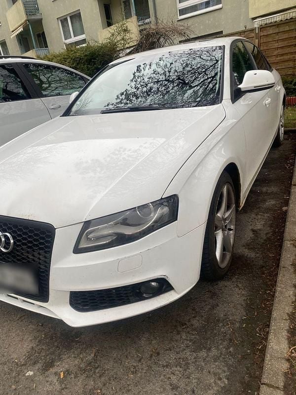 Gebraucht Audi A4 Ambiente 190 PS (139 kW) 2009 Weiß Limousine