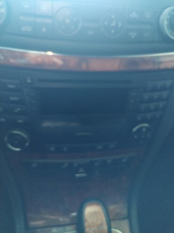 Gebraucht Mercedes E200 Elegance 163 PS (119 kW) 2005 Silber Limousine