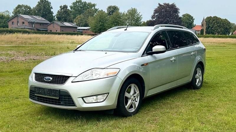 Grau Gebraucht 2009 Ford Mondeo Kombi | 2.450 € (Guter Preis) - Bild 1/4