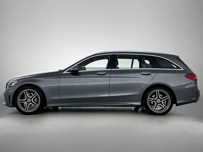 Gebraucht Mercedes C160 Business 131 PS (96 kW) 2020 Grau Coupé