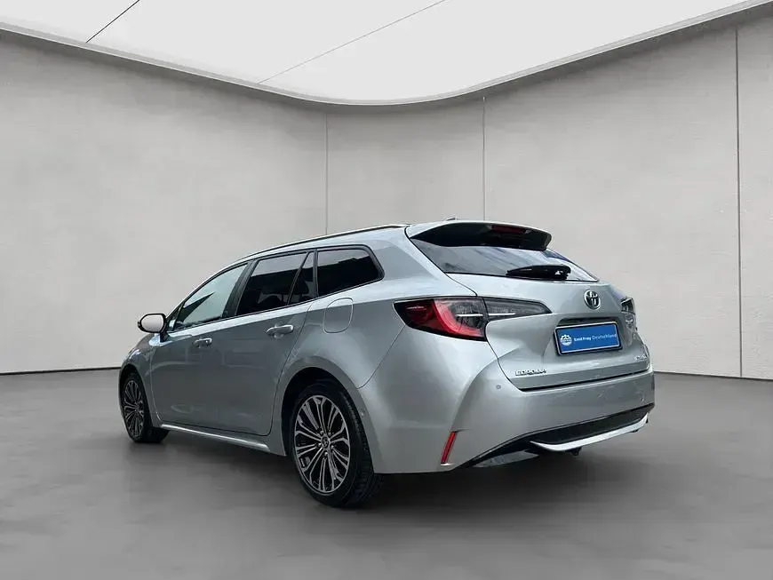 Gebraucht Toyota Corolla Team 184 PS (135 kW) 2022 Silber Kombi