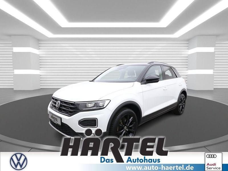 Pure white, metallic Gebraucht 2022 VW T-Roc Sport SUV | 25.500 € (Guter Preis) - Bild 1/4