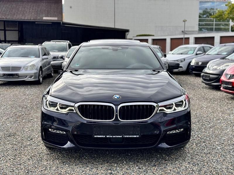Schwarz Gebraucht 2017 BMW 530 M Sport Limousine | 28.999 € (Teuer) - Bild 1/4