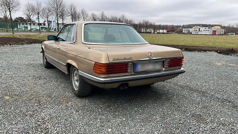 Gebraucht Mercedes SLC380 218 PS (160 kW) 1980 Gold Coupé
