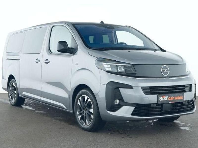 Grau Gebraucht 2024 Opel Zafira Life Van | 32.770 € (Superpreis) - Bild 1/4