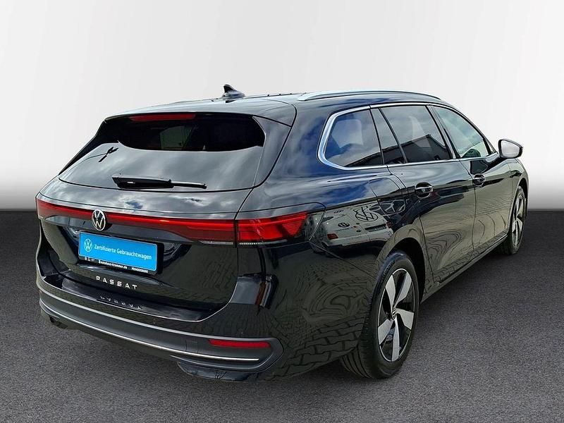 Gebraucht VW Passat Business 150 PS (110 kW) 2025 Schwarz Kombi