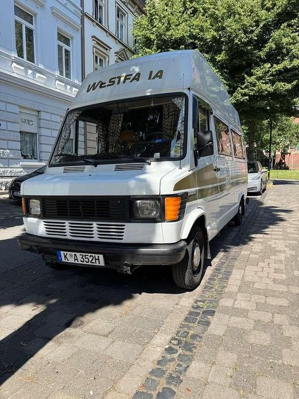 Gebraucht 1978 Mercedes T1 Van | 17.999 € - Bild 1/4