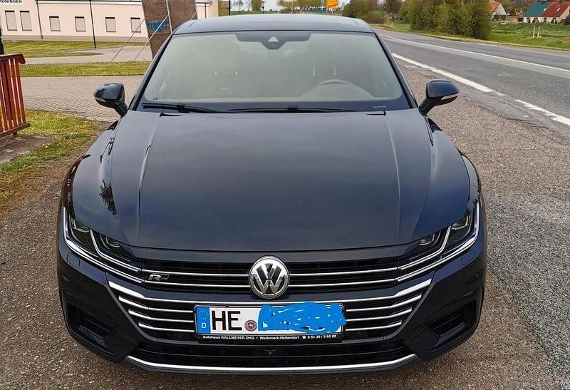 Gebraucht VW Arteon R-line 336 PS (247 kW) 2018 Schwarz Kleinwagen