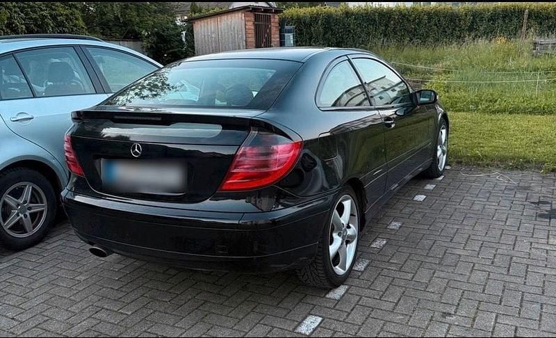 Gebraucht Mercedes C230 193 PS (141 kW) 2003 Schwarz Coupé