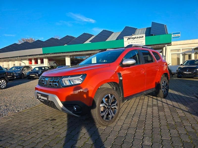 Orange Gebraucht 2022 Dacia Duster Prestige SUV | 13.890 € (Fairer Preis) - Bild 1/4