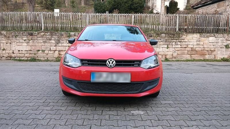 Gebraucht VW Polo 60 PS (44 kW) 2012 Rot Kleinwagen