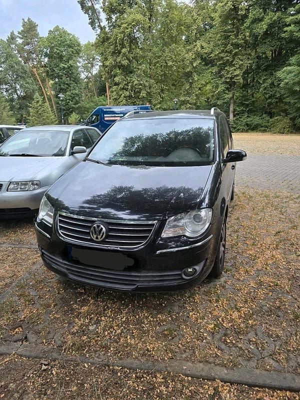 Second-hand VW Touran 2007 Negru Monovolum