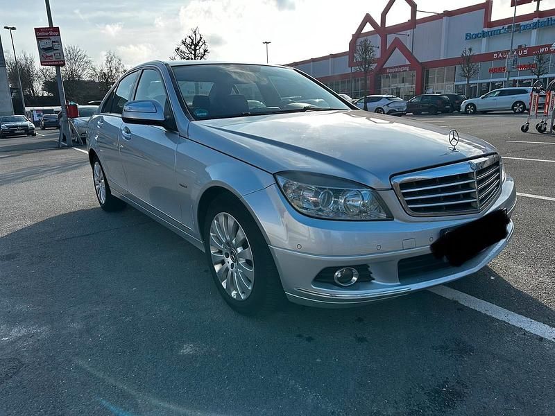 Gebraucht Mercedes C200 184 PS (135 kW) 2009 Silber Limousine