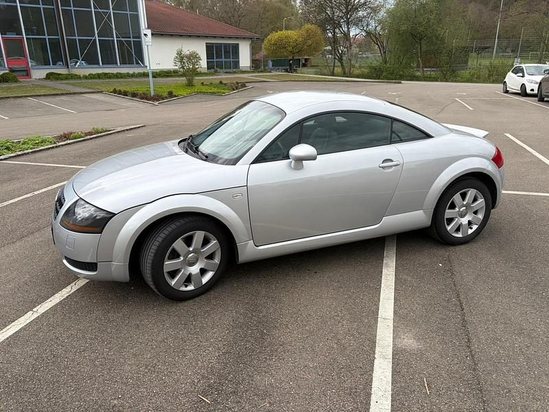 Gebraucht Audi TT 150 PS (110 kW) 2004 Silber Coupé