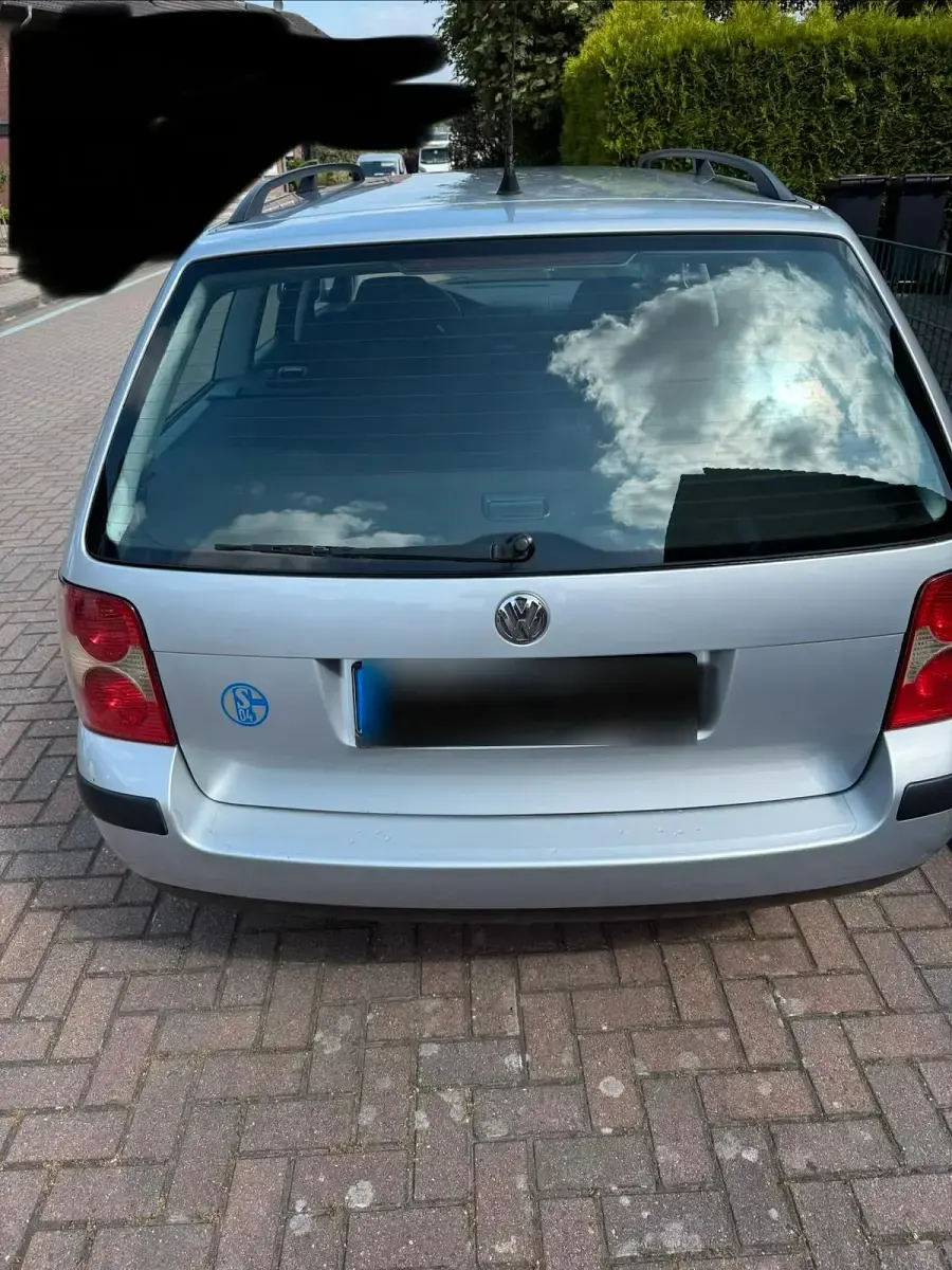 Gebraucht VW Passat 115 PS (84 kW) 2001 Silber Kombi