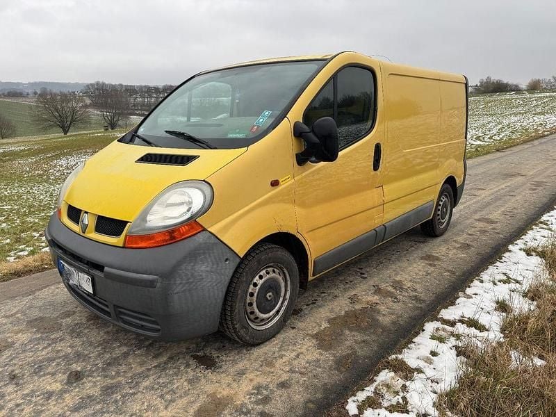 Gebraucht Renault Trafic 82 PS (60 kW) 2003 Van / Kleinbus