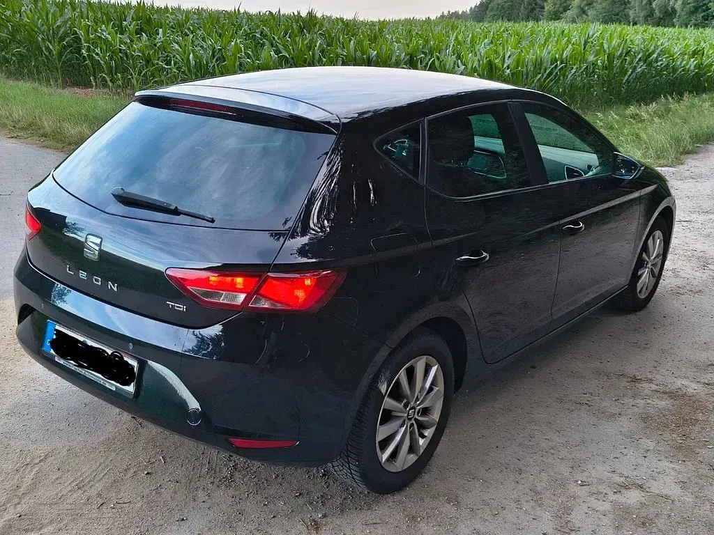 Gebraucht Seat Leon Style 150 PS (110 kW) 2015 Schwarz Limousine