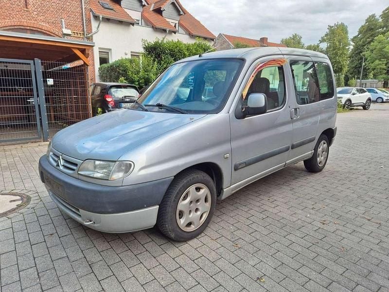 Silber Gebraucht 2001 Citroën Berlingo Van / Kleinbus | 499 € (Superpreis) - Bild 1/4