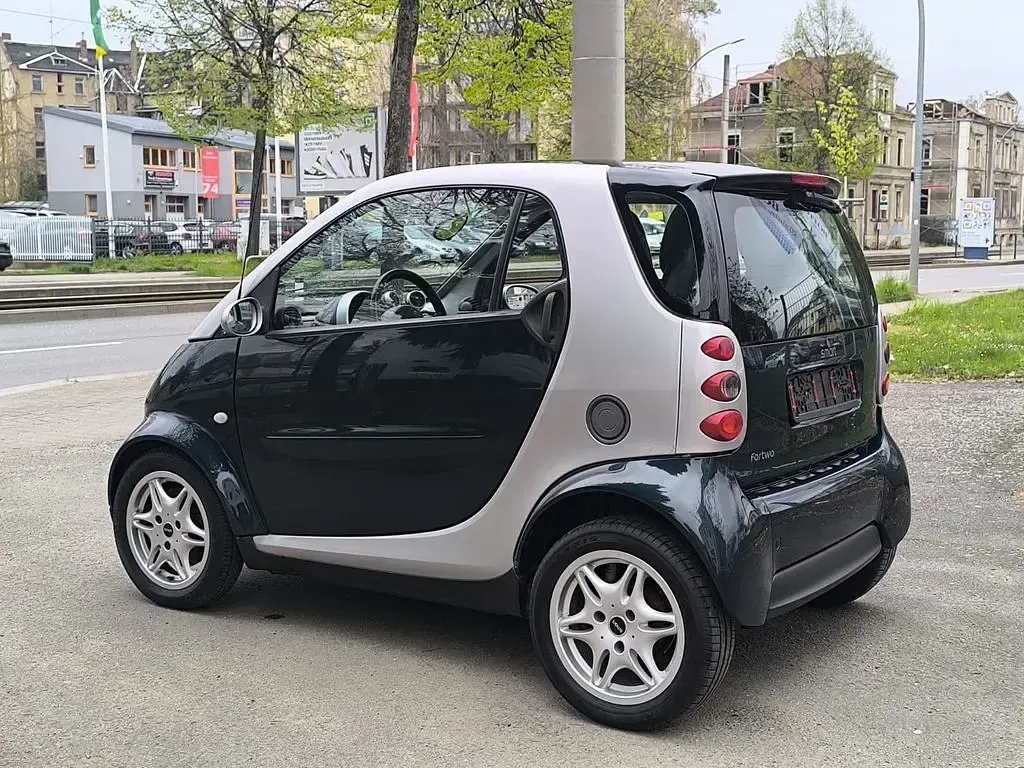 Gebraucht Smart ForTwo Coupé 61 PS (44 kW) 2006 Grün Coupé
