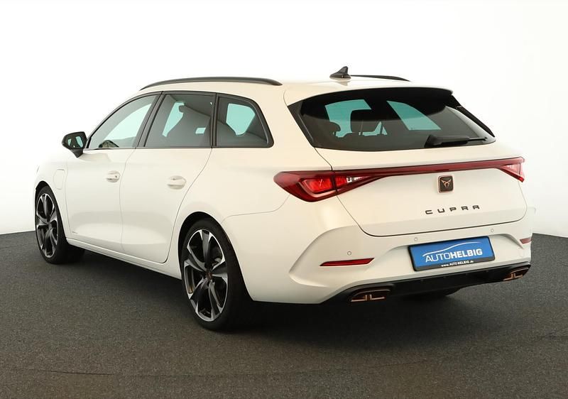 Gebraucht Cupra Leon VZ 245 PS (180 kW) 2023 White candy