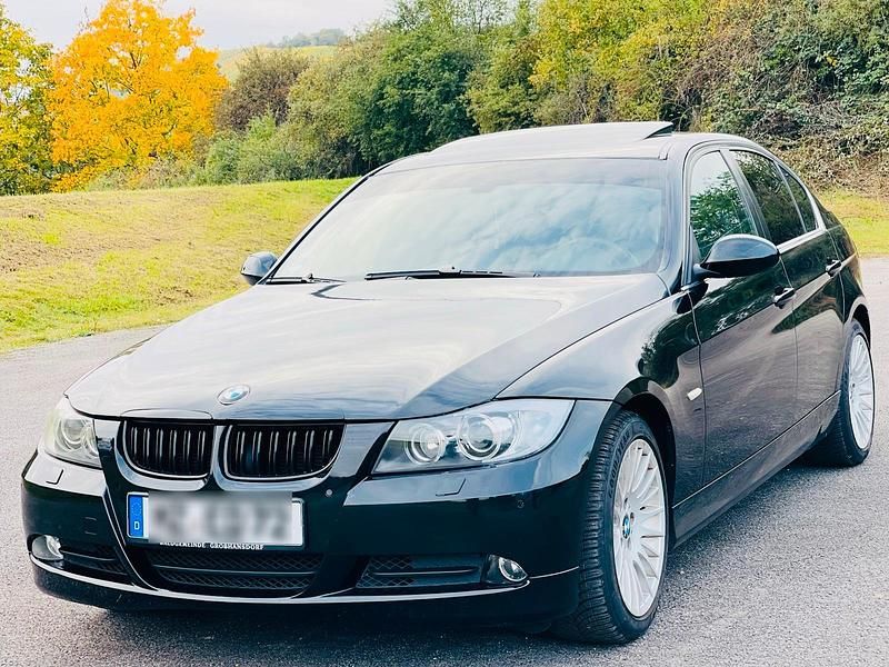 Schwarz Gebraucht 2006 BMW 320 Limousine | 7.550 € (Teuer) - Bild 1/4