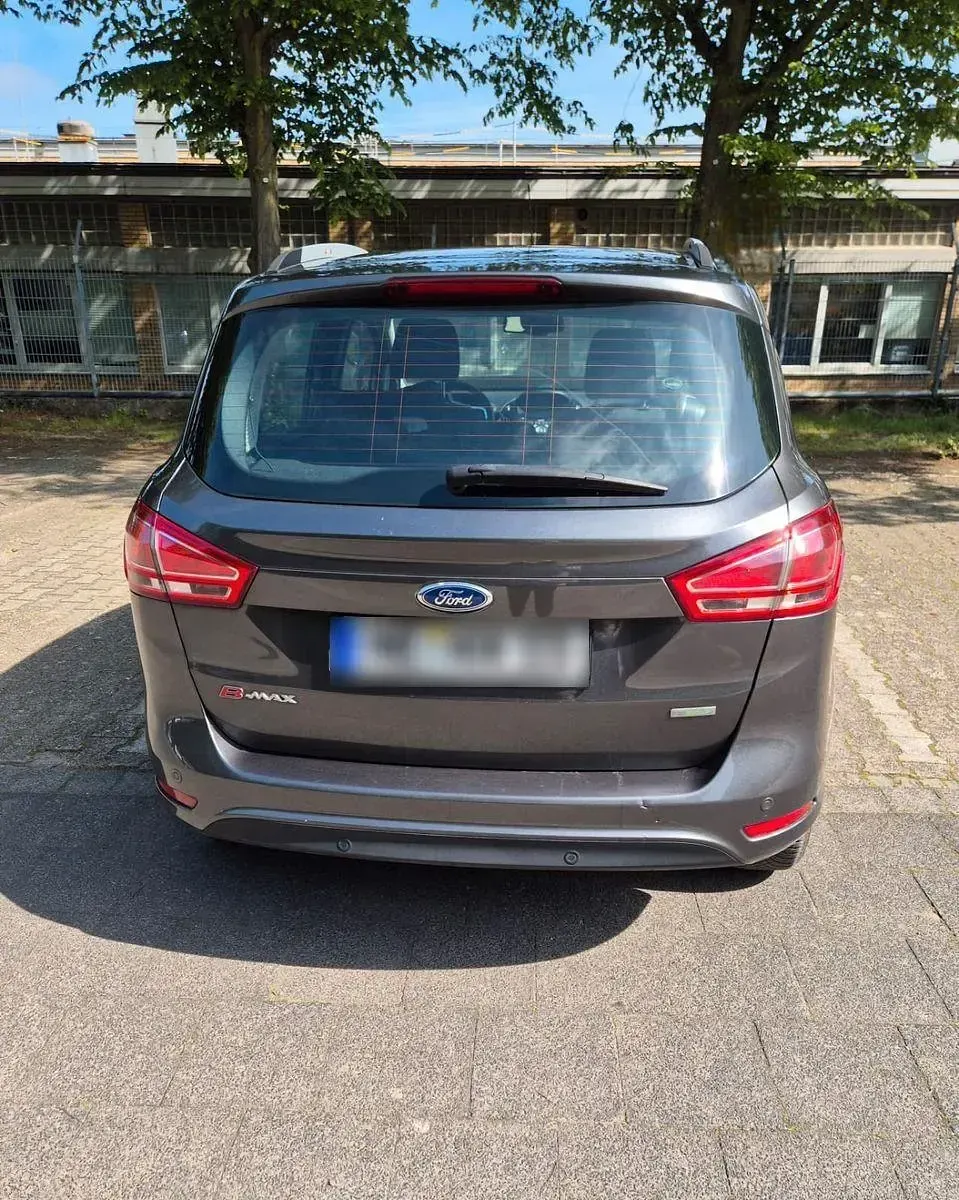 Gebraucht Ford B-MAX Titanium 101 PS (74 kW) 2017 Grau Van / Kleinbus