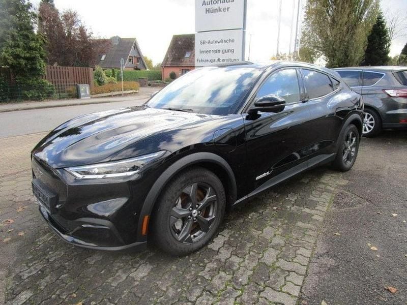 Gebraucht Ford Mustang Mach-E Basis 216 kW (294 PS) 2021 Schwarz SUV