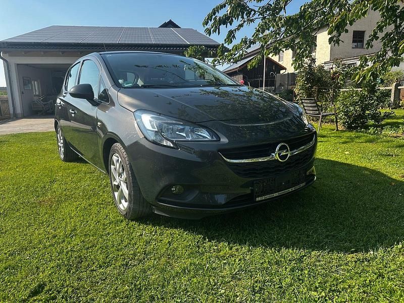 Grau Gebraucht 2015 Opel Corsa Edition Kleinwagen | 5.900 € (Etwas zu teuer) - Bild 1/4