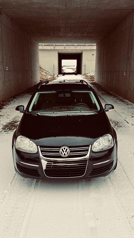 Schwarz Gebraucht 2009 VW Golf V Trendline Kombi | 1.900 € (Fairer Preis) - Bild 1/4