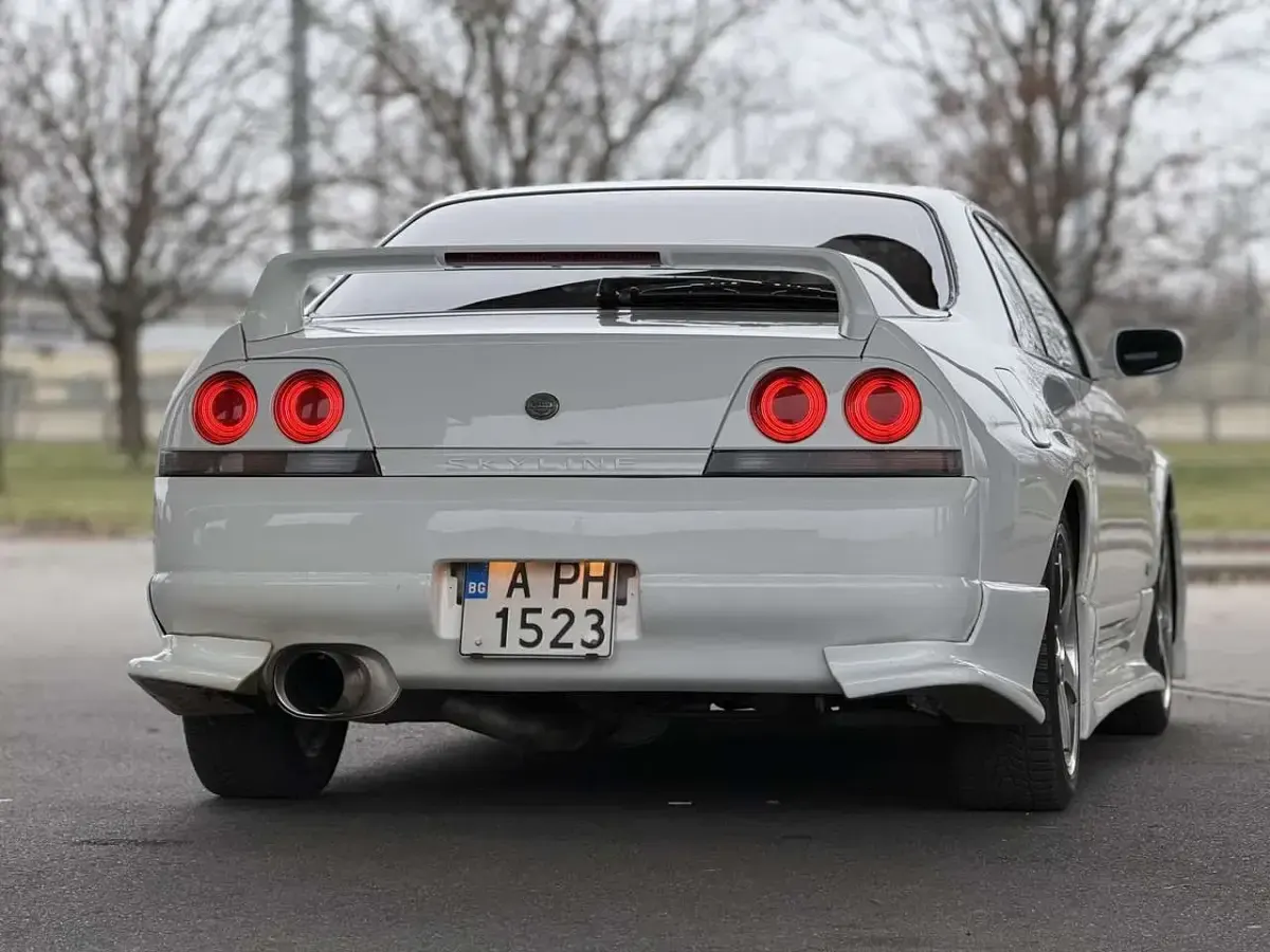 Gebraucht Nissan Skyline 300 PS (220 kW) 1996 Weiß Limousine