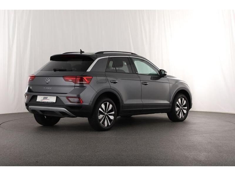 Gebraucht VW T-Roc Move 150 PS (110 kW) 2024 Grau SUV