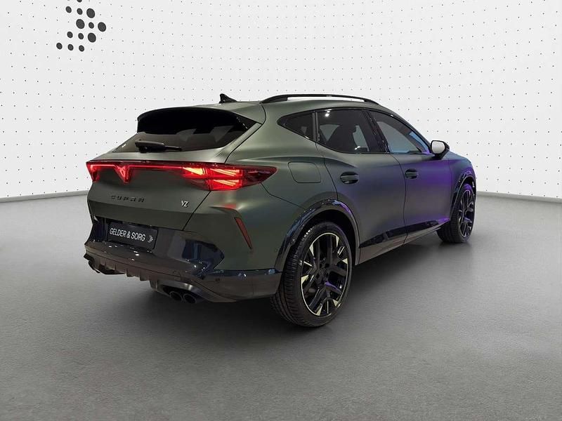 Neu Cupra Formentor VZ 333 PS (244 kW) 2025 Rio green matt SUV