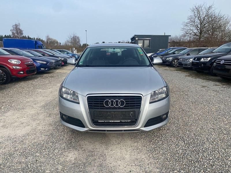Gebraucht Audi A3 Attraction 102 PS (75 kW) 2008 Silber Kleinwagen